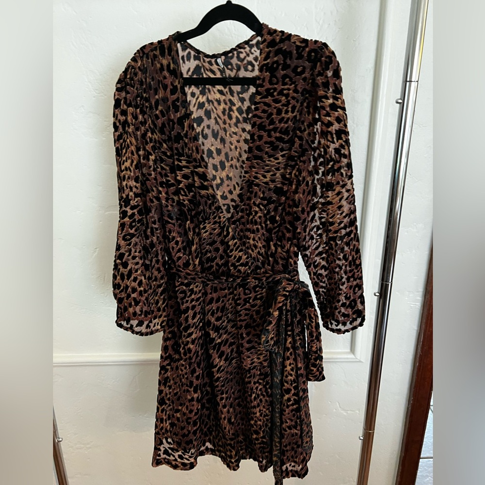 Anthropologie Burnt Velvet Animal Print Wrap mini dress size Small